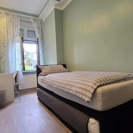Kuestenvilla Stilvolle 3zi Ferienwhg Mit Terrasse Ruhig Zentral Strandnah 600m *