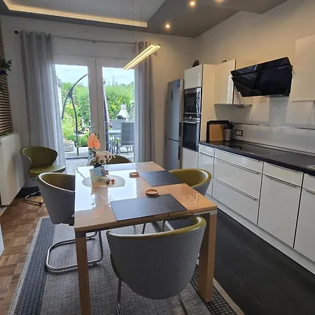 Kuestenvilla Stilvolle 3zi Ferienwhg Mit Terrasse Ruhig Zentral Strandnah 600m 公寓 *