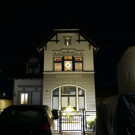 Kuestenwilla Usedom 아파트 *